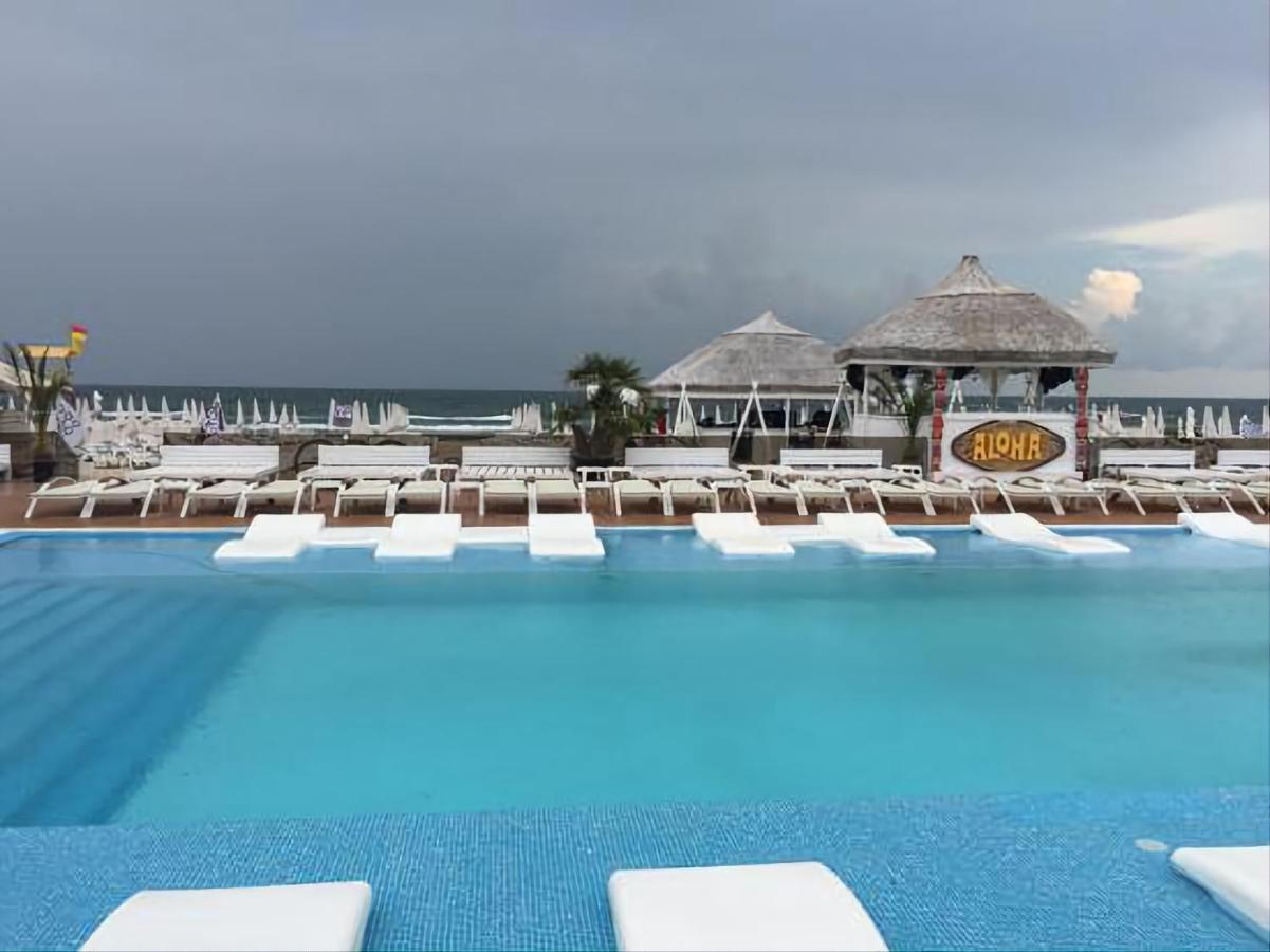Ella Summerland Mamaia Exterior foto